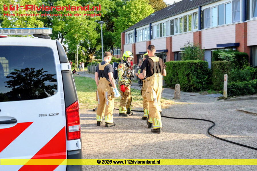 Eén gewonde na incident met schoonmaakmiddelen in woning Tiel